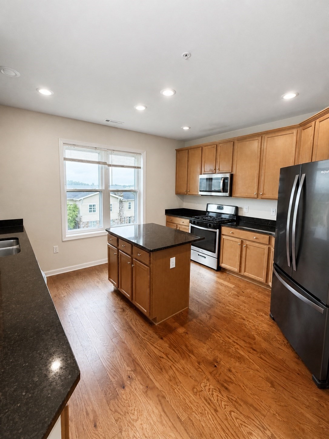 property viewer photo 18