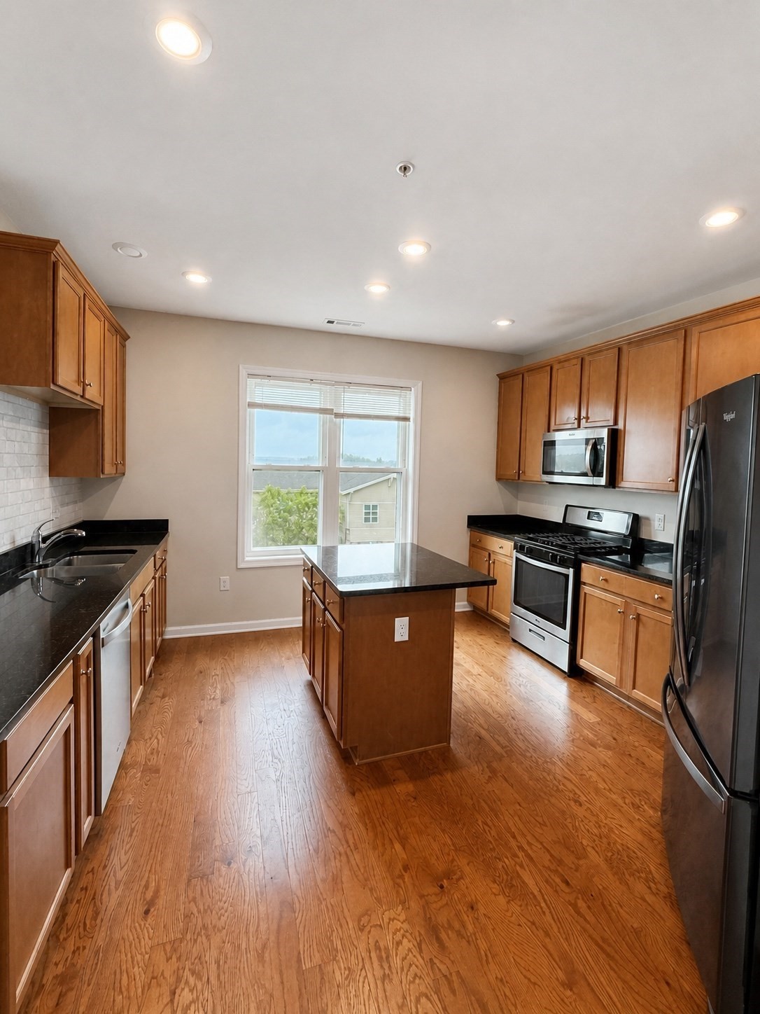 property viewer photo 19
