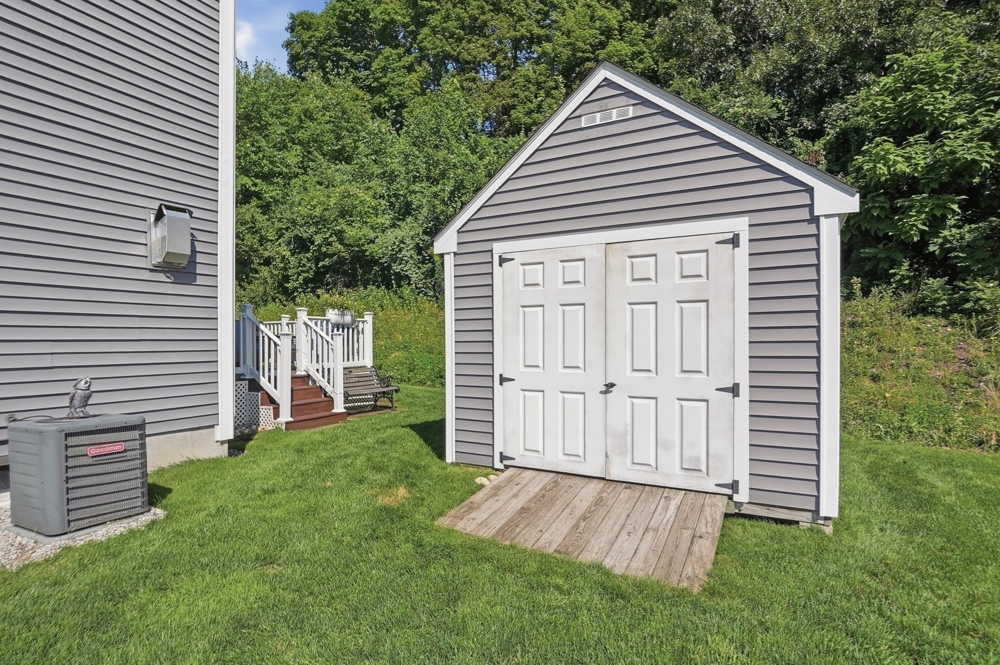 main property photo 32