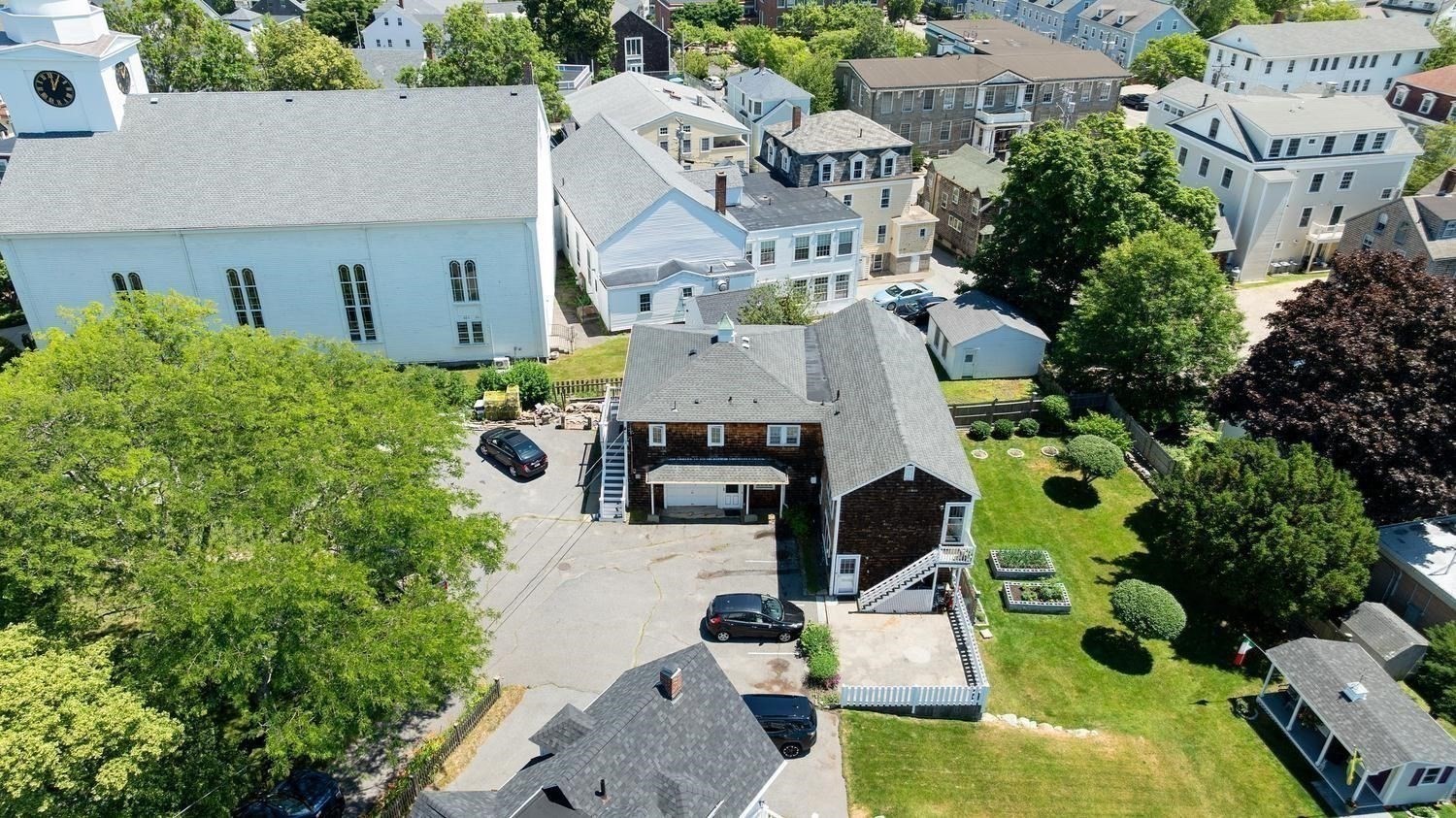 main property photo 24