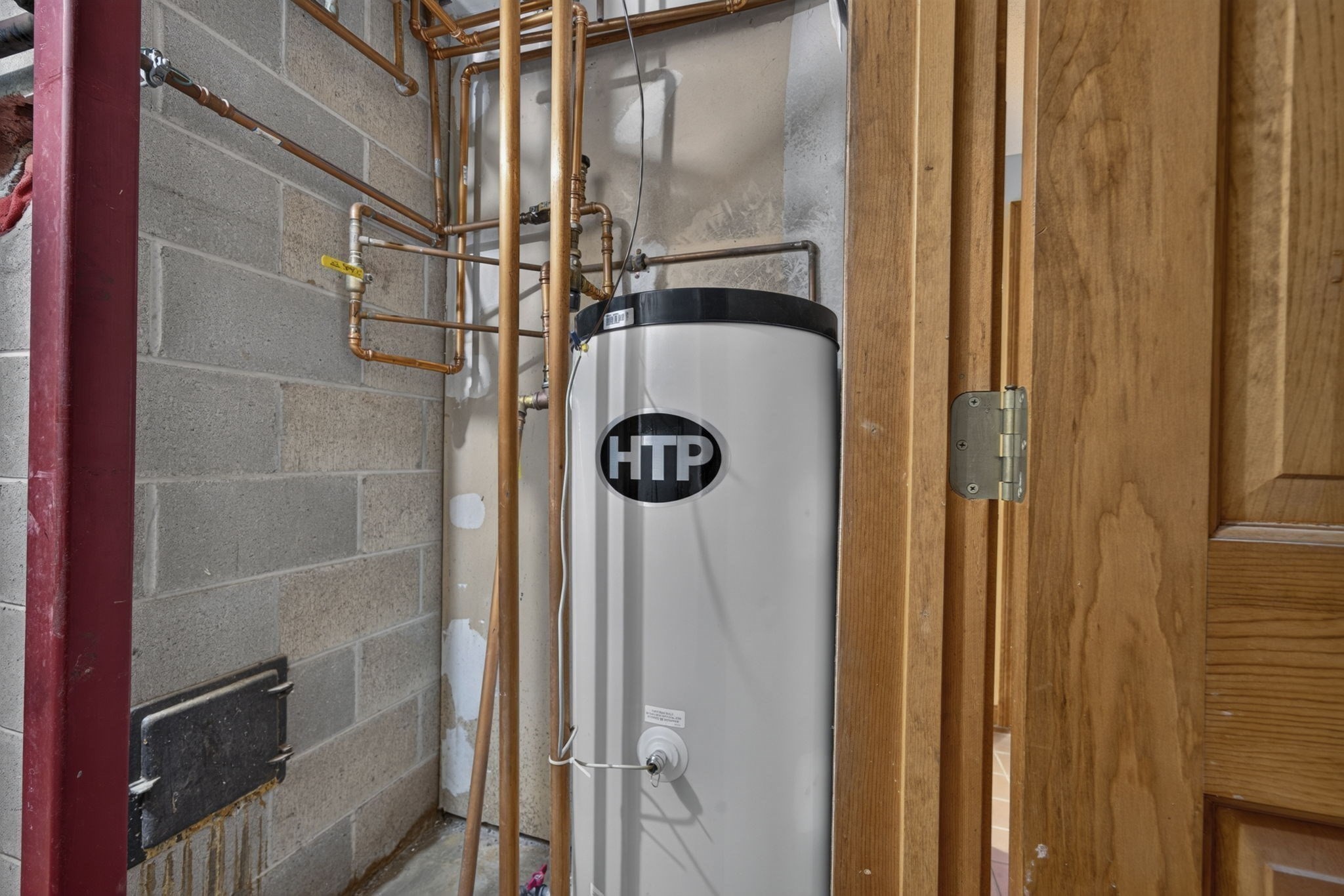 main property photo 30