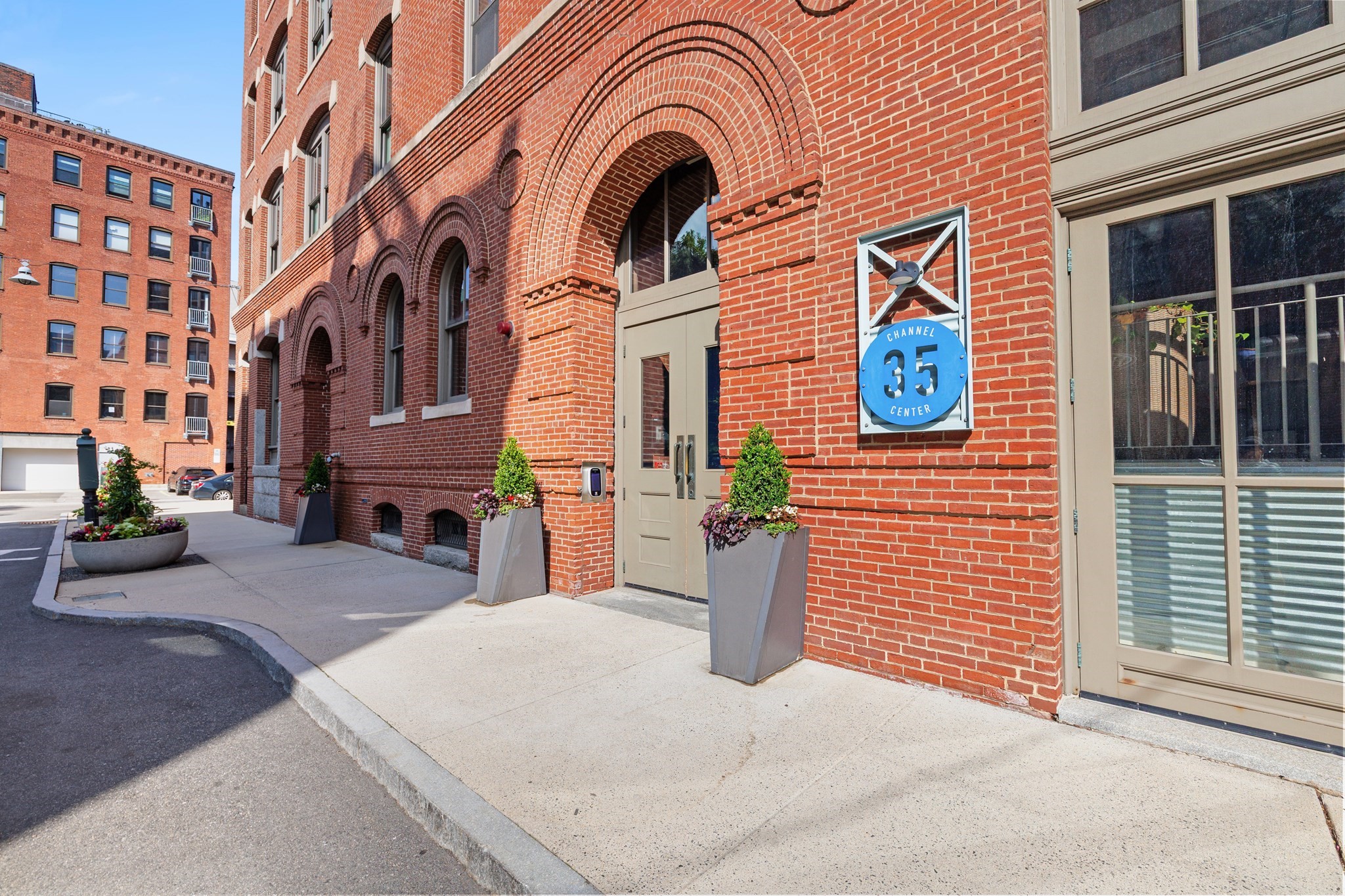 main property photo 22