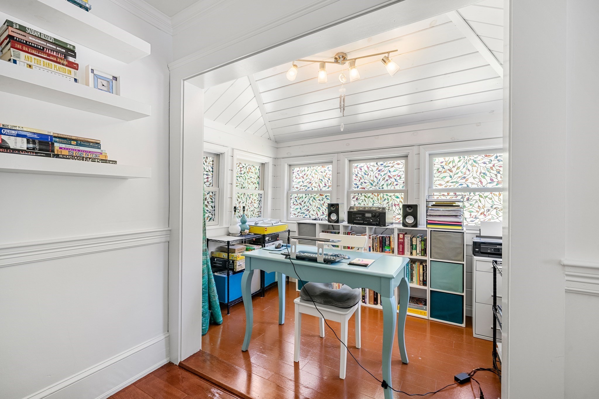 main property photo 9