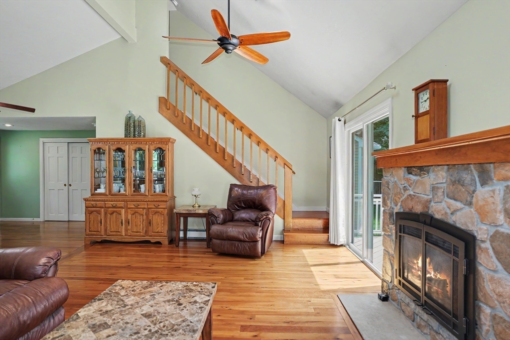 property viewer photo 11