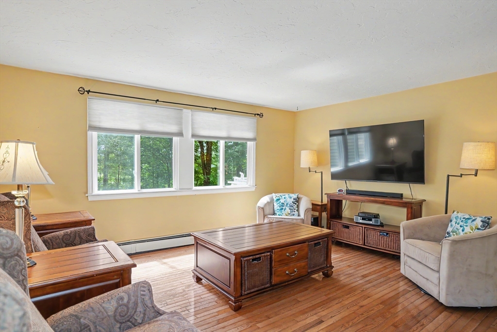 property viewer photo 20