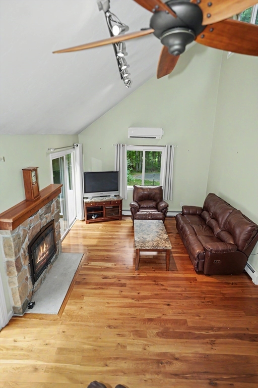 property viewer photo 28