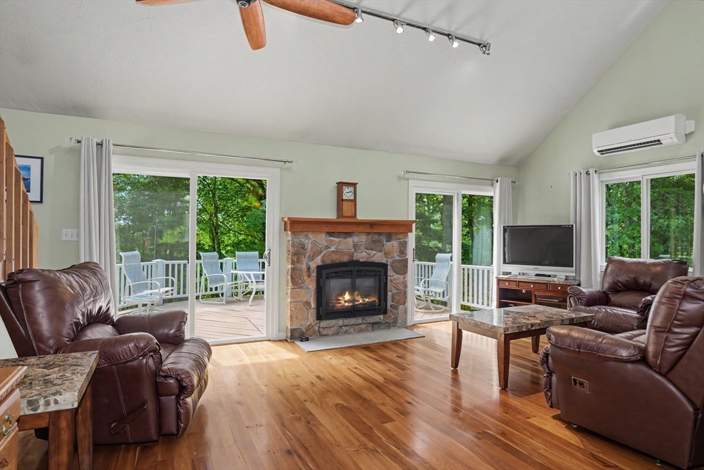 property viewer photo 9