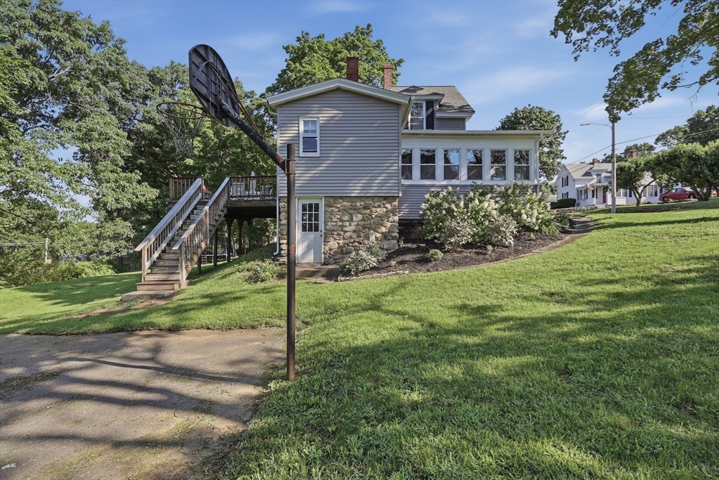 main property photo 27