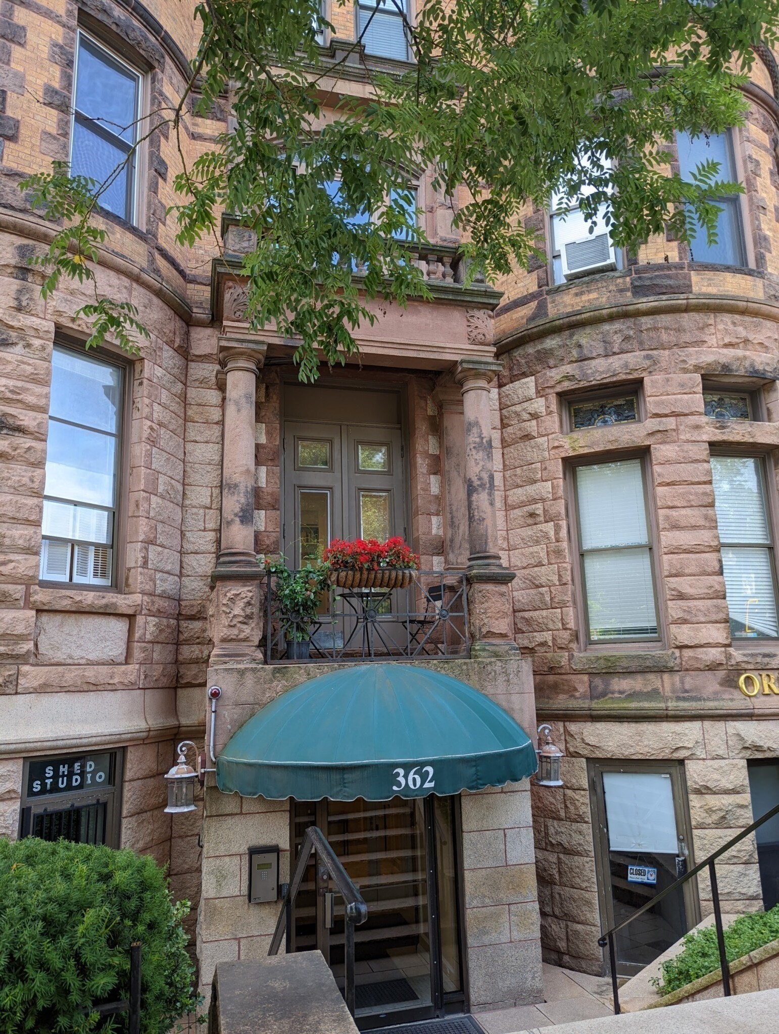 main property photo 32