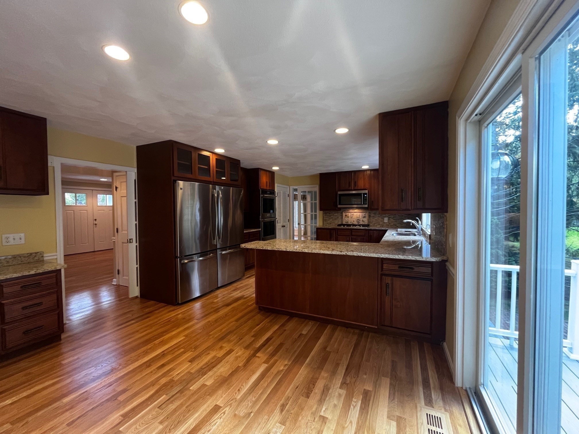 main property photo 14
