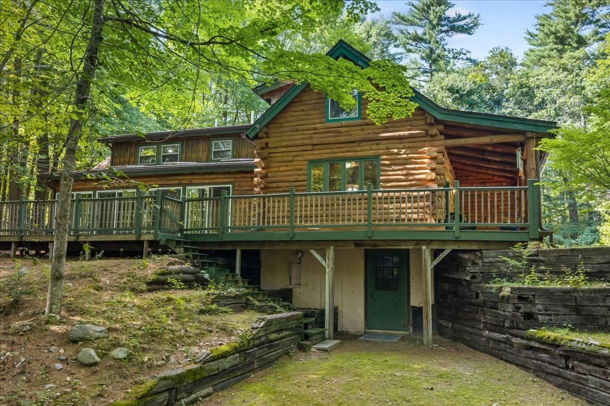 main property photo 9