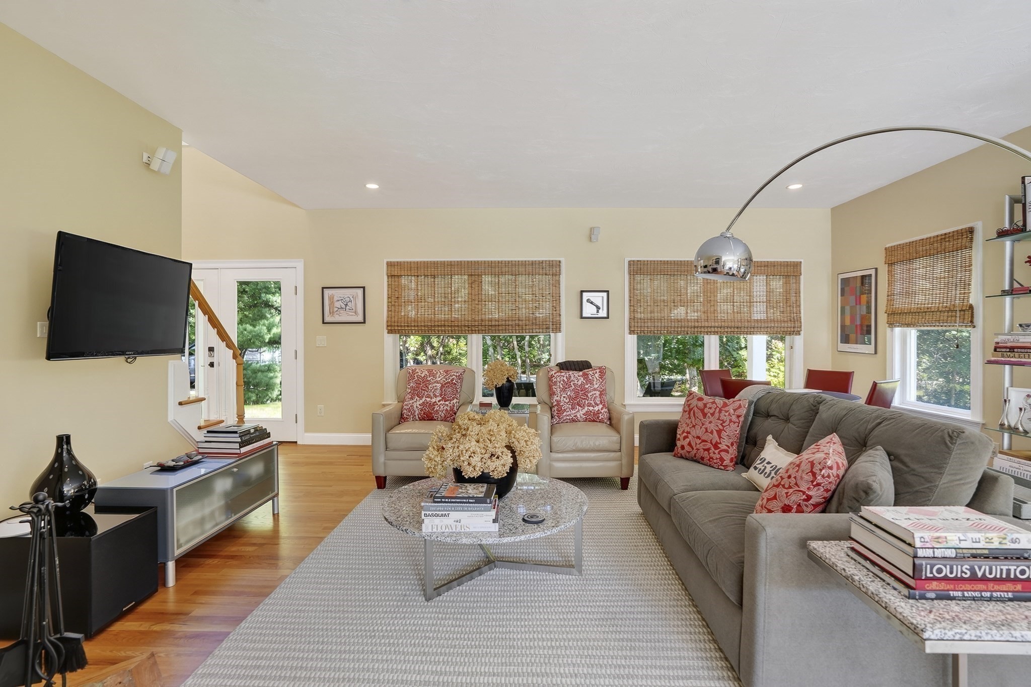 main property photo 2