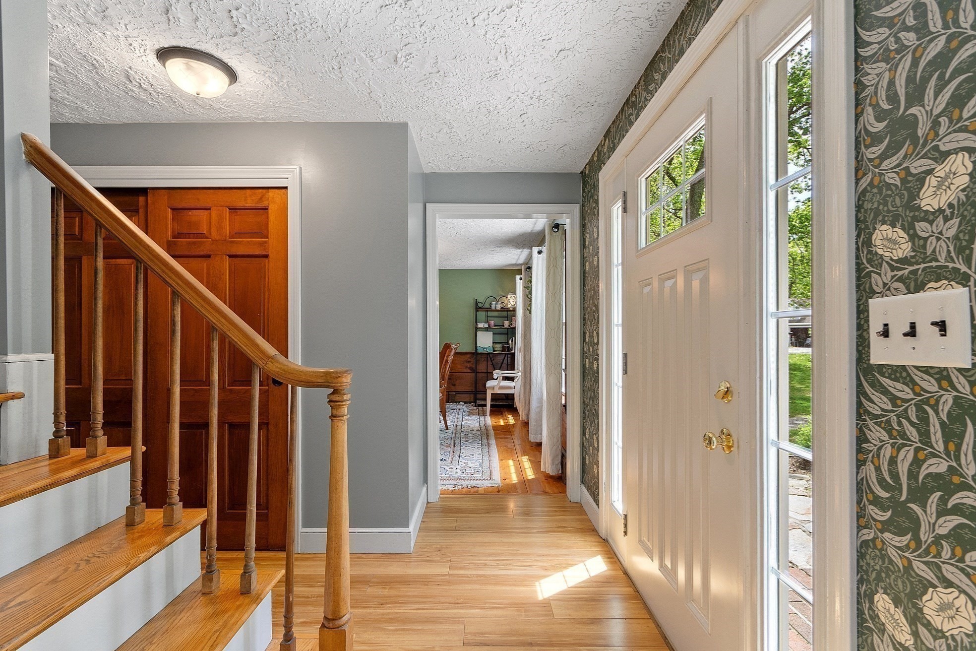 main property photo 17