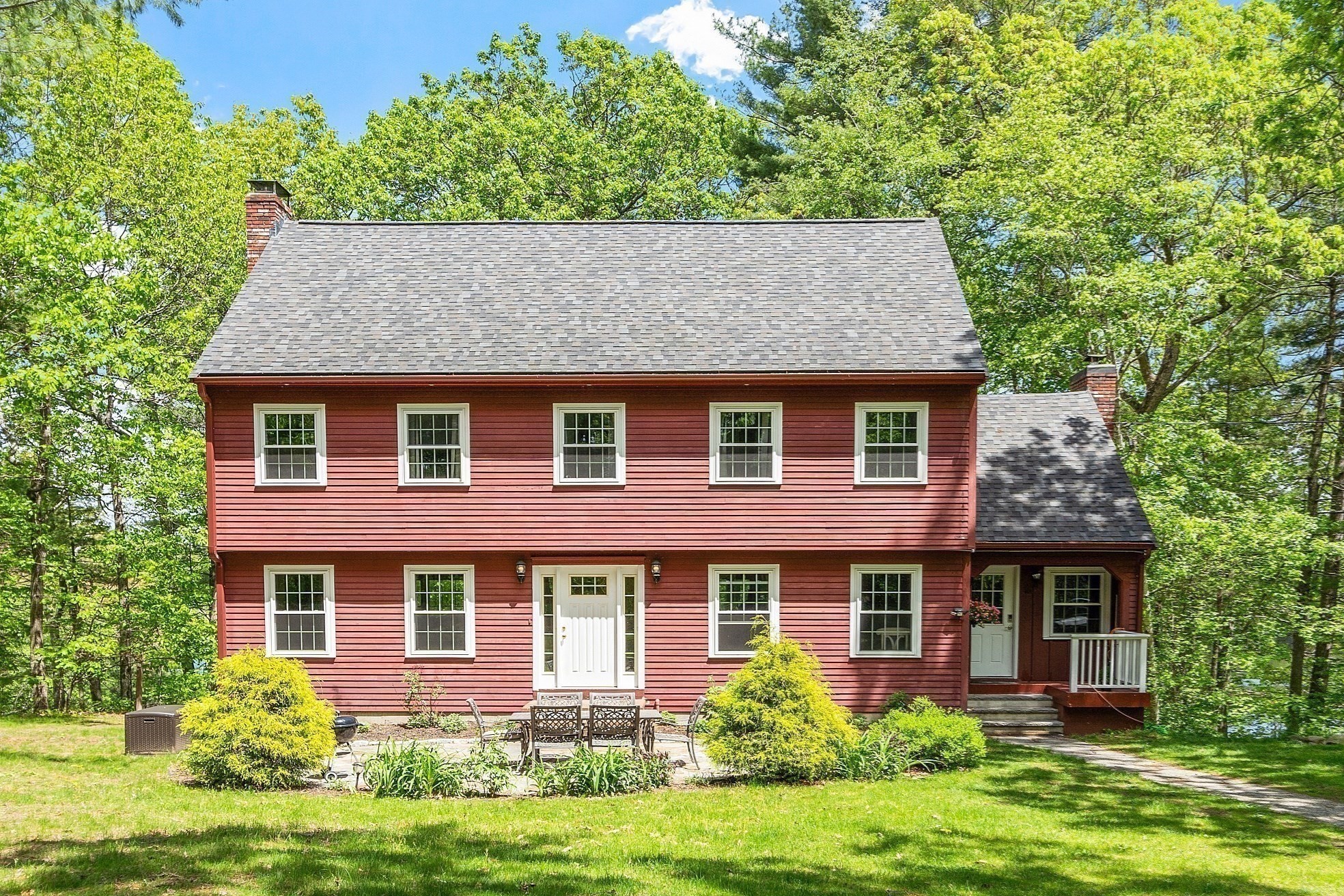 main property photo 41