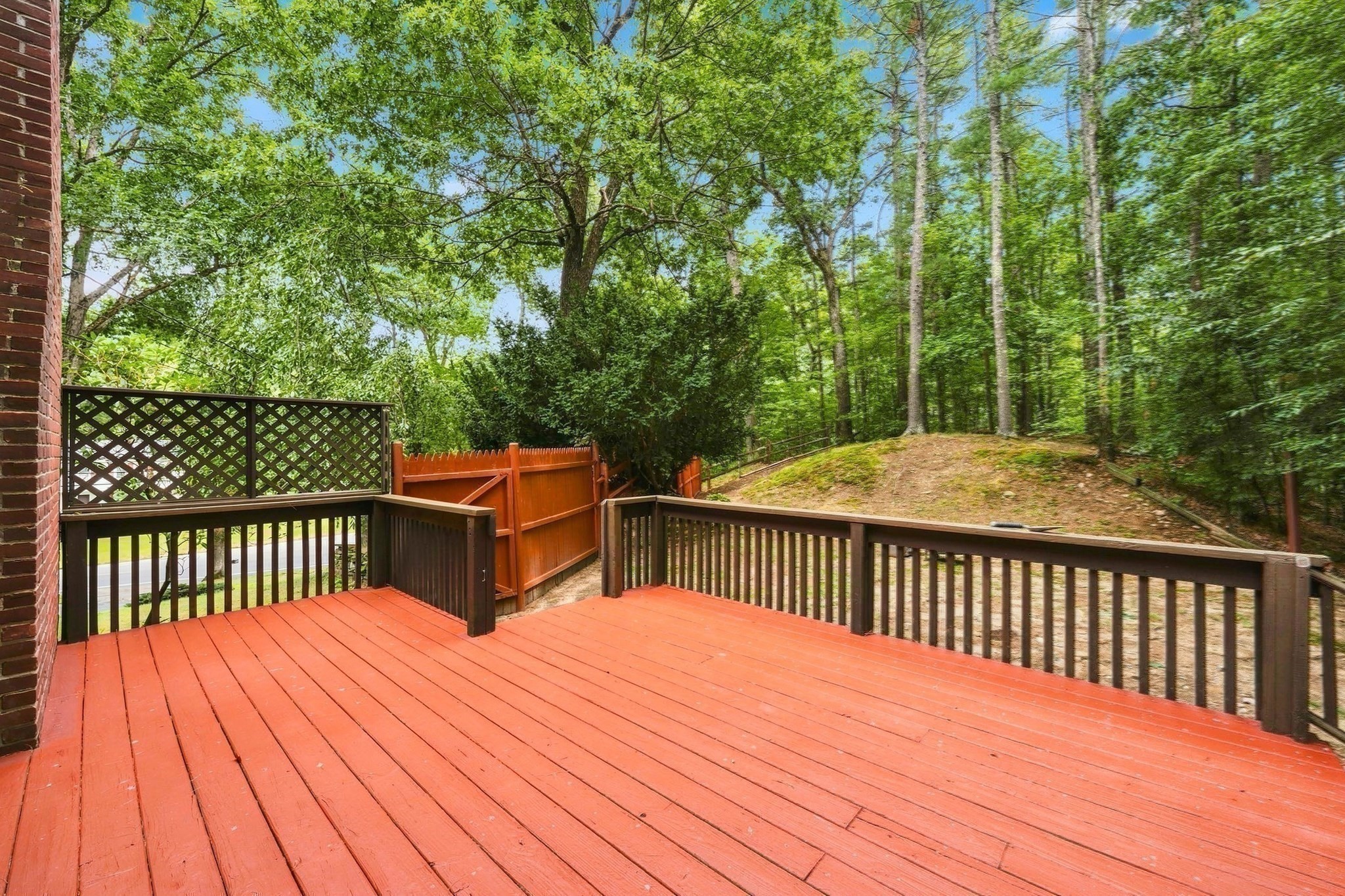 main property photo 24