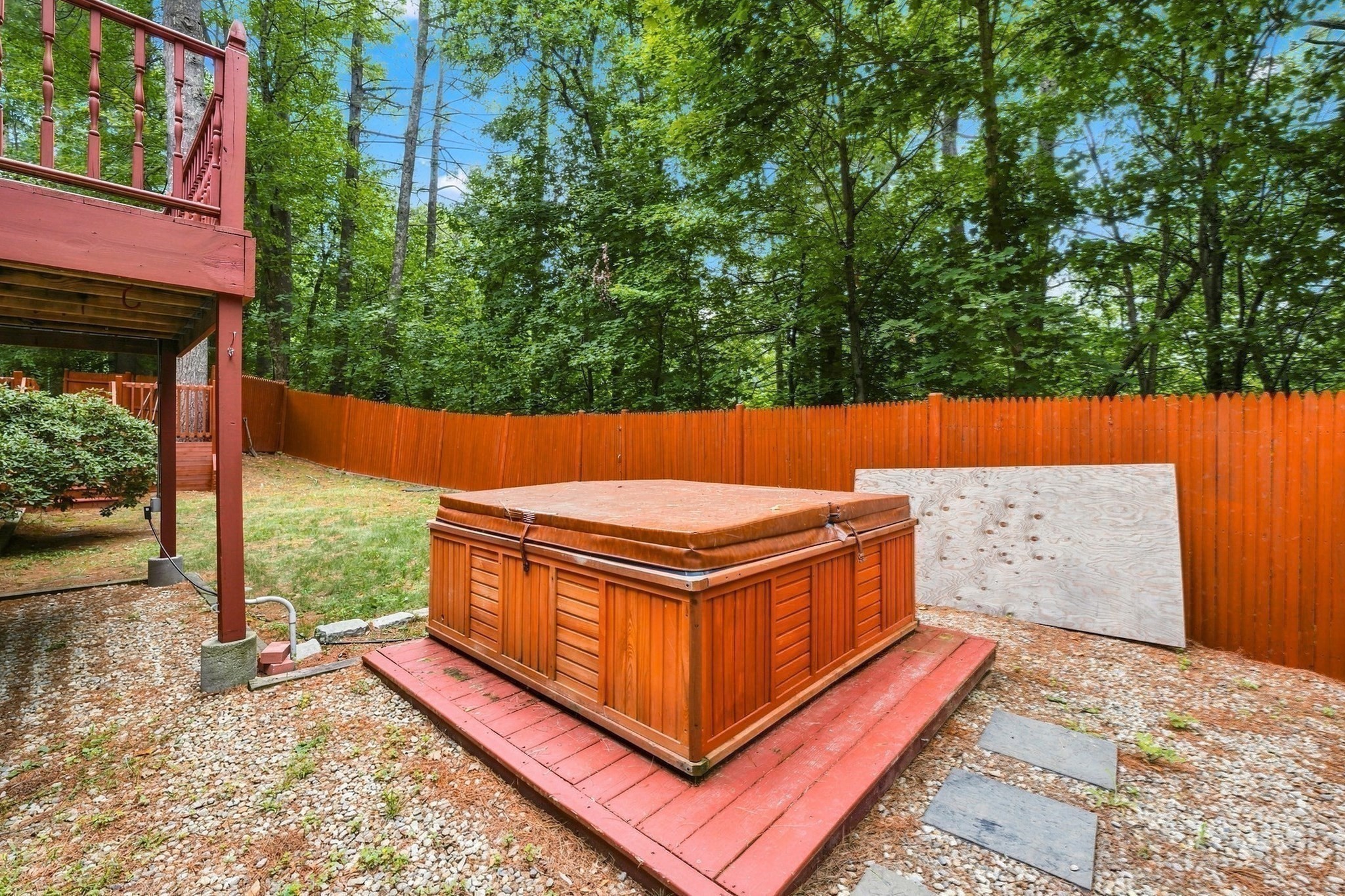 main property photo 27