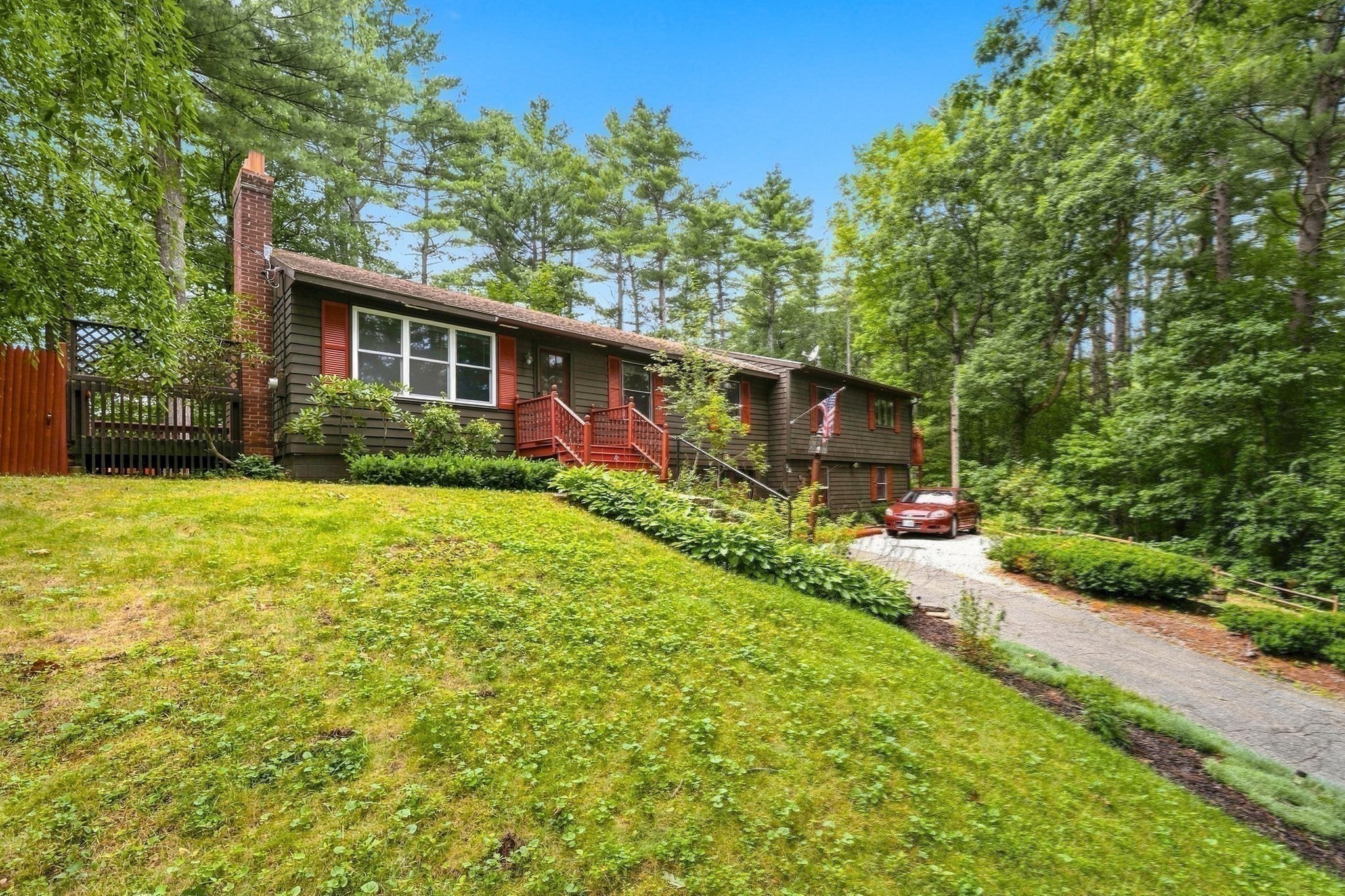 main property photo 28