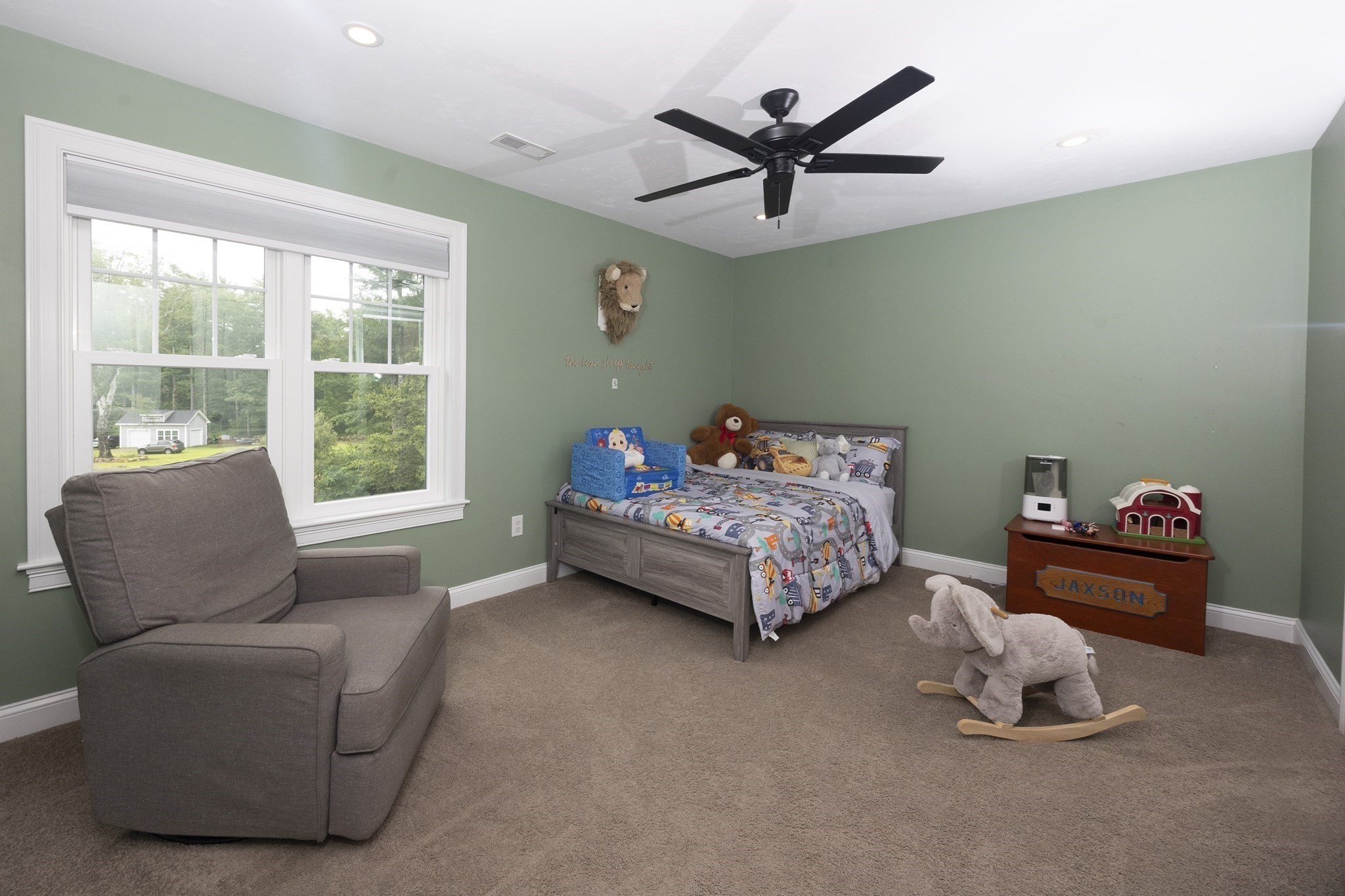 main property photo 31