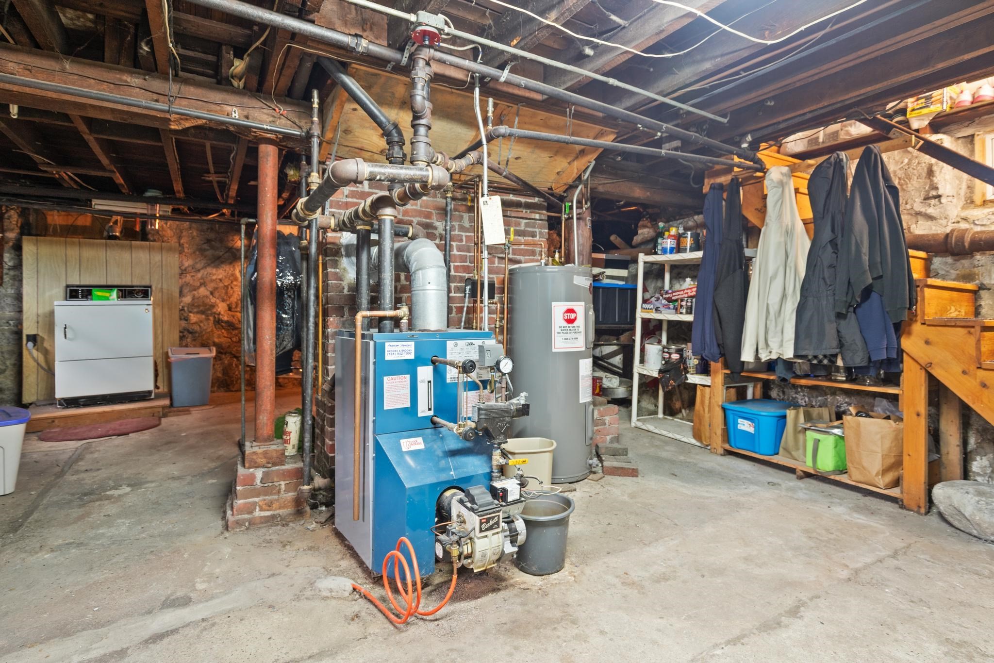 main property photo 17
