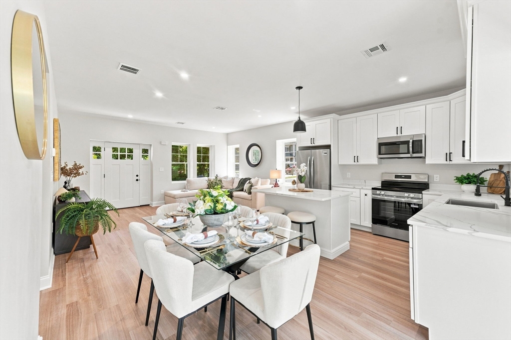 property viewer photo 12