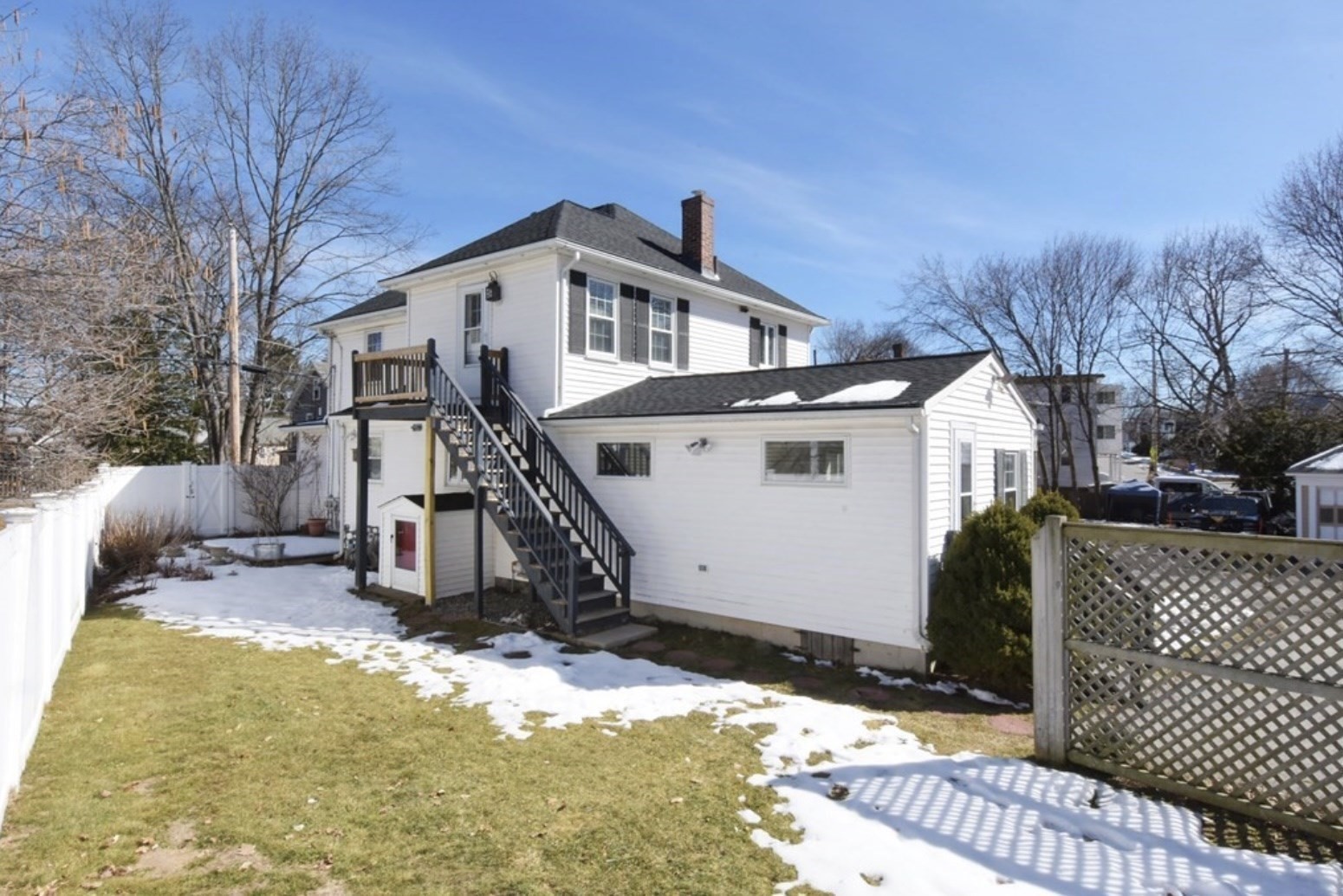 main property photo 14