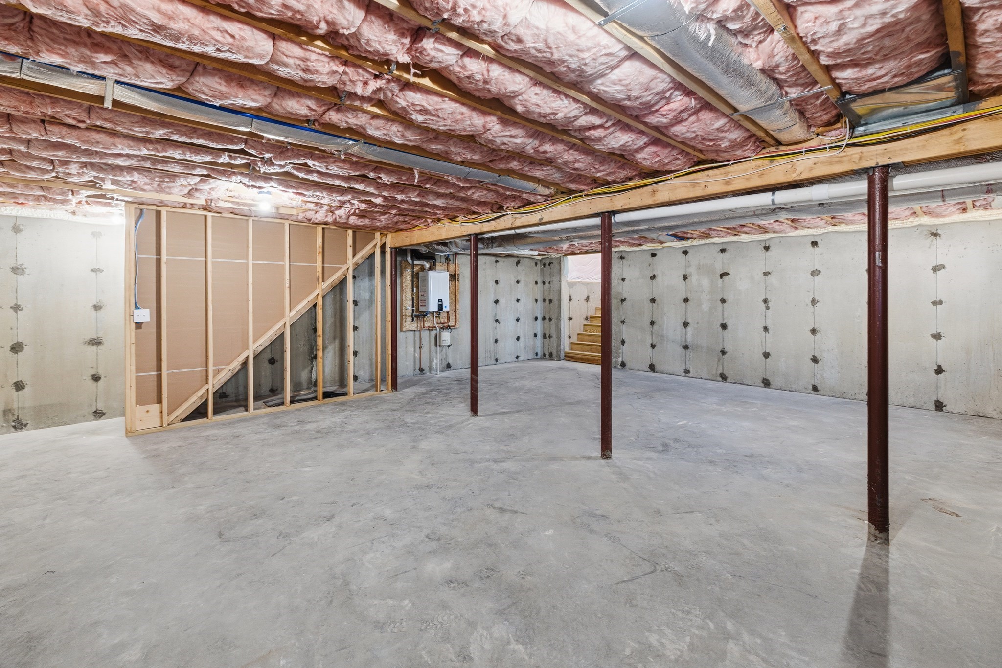 main property photo 36