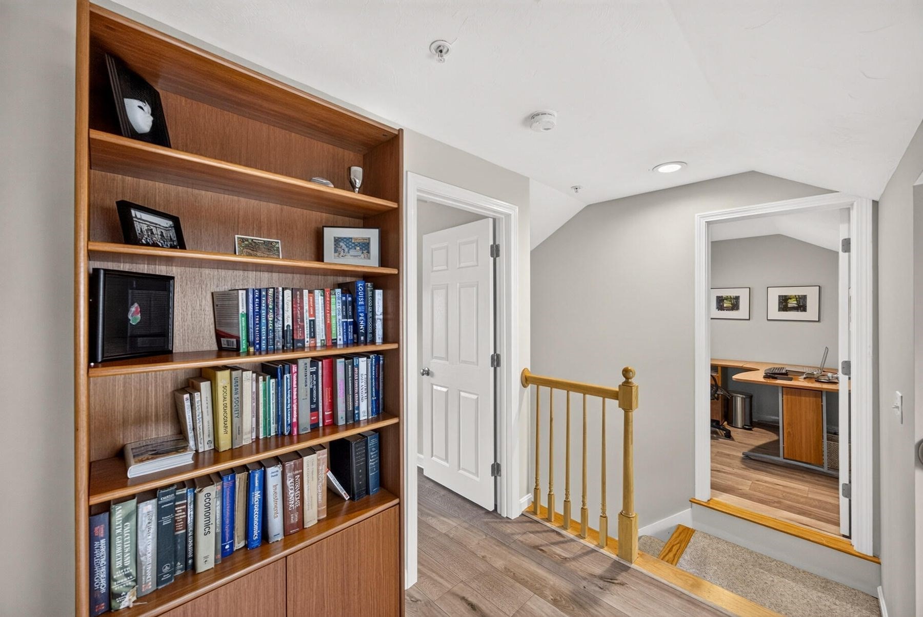 main property photo 25