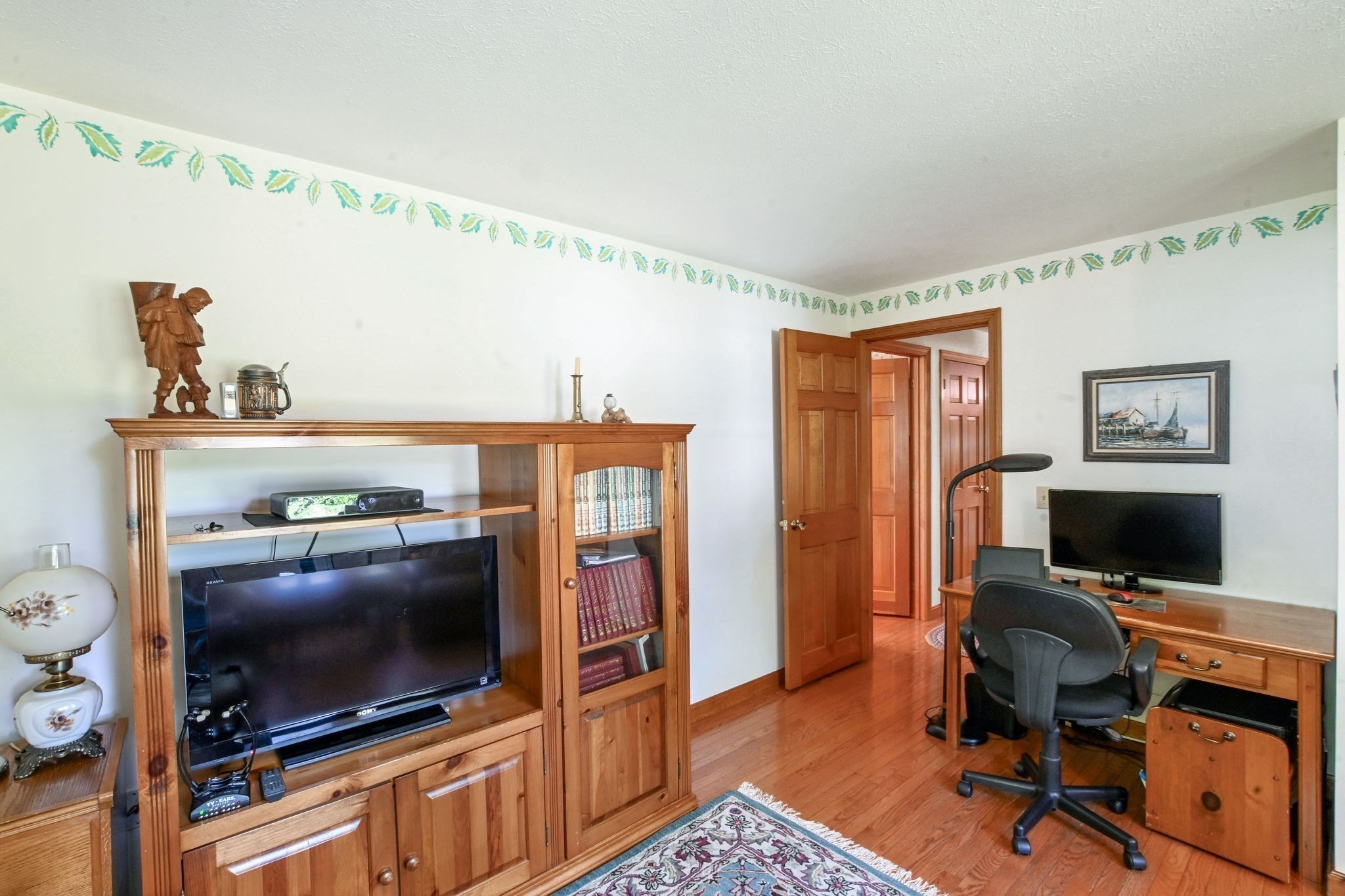 main property photo 16