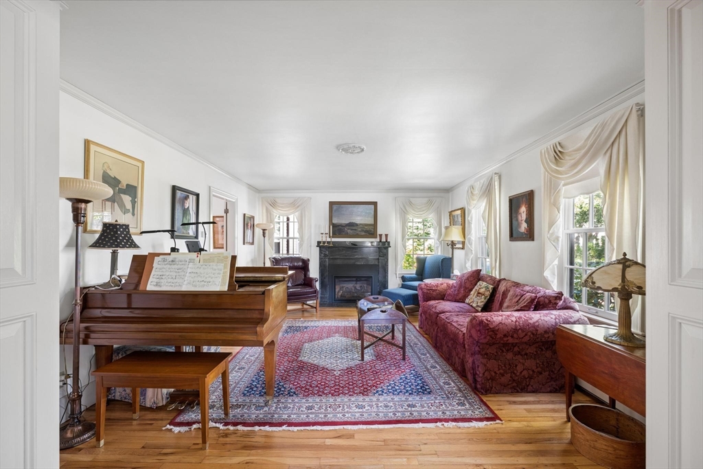 main property photo 12