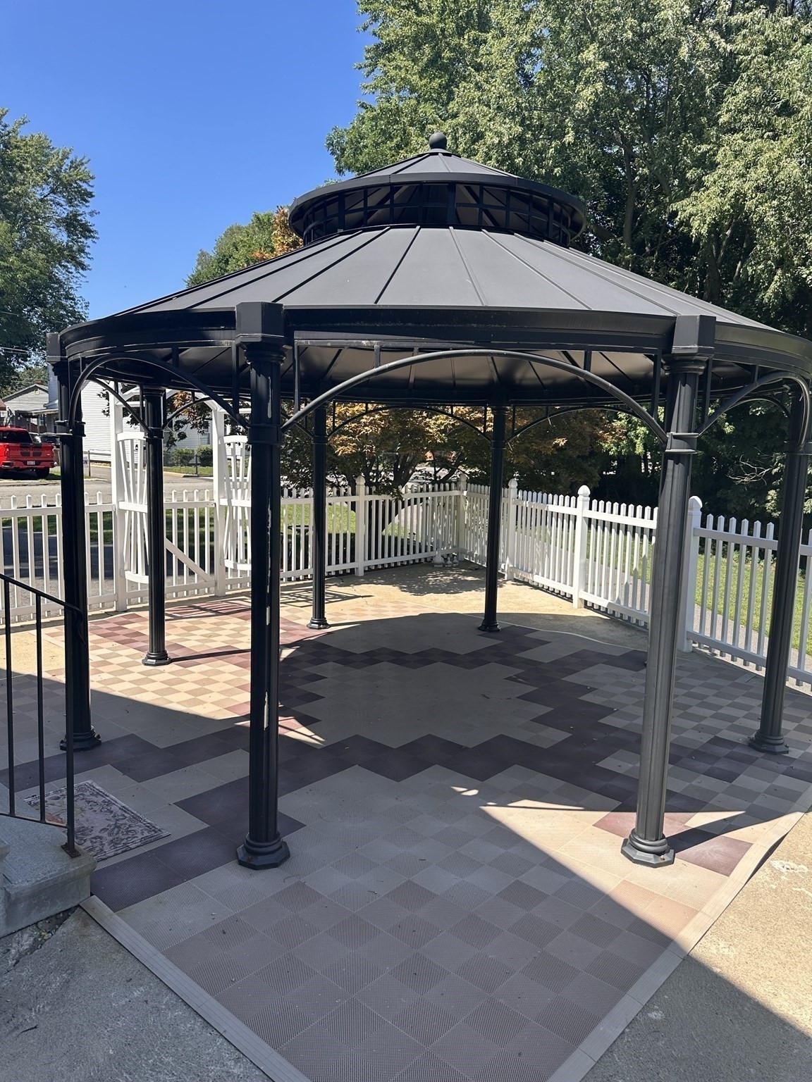 main property photo 29