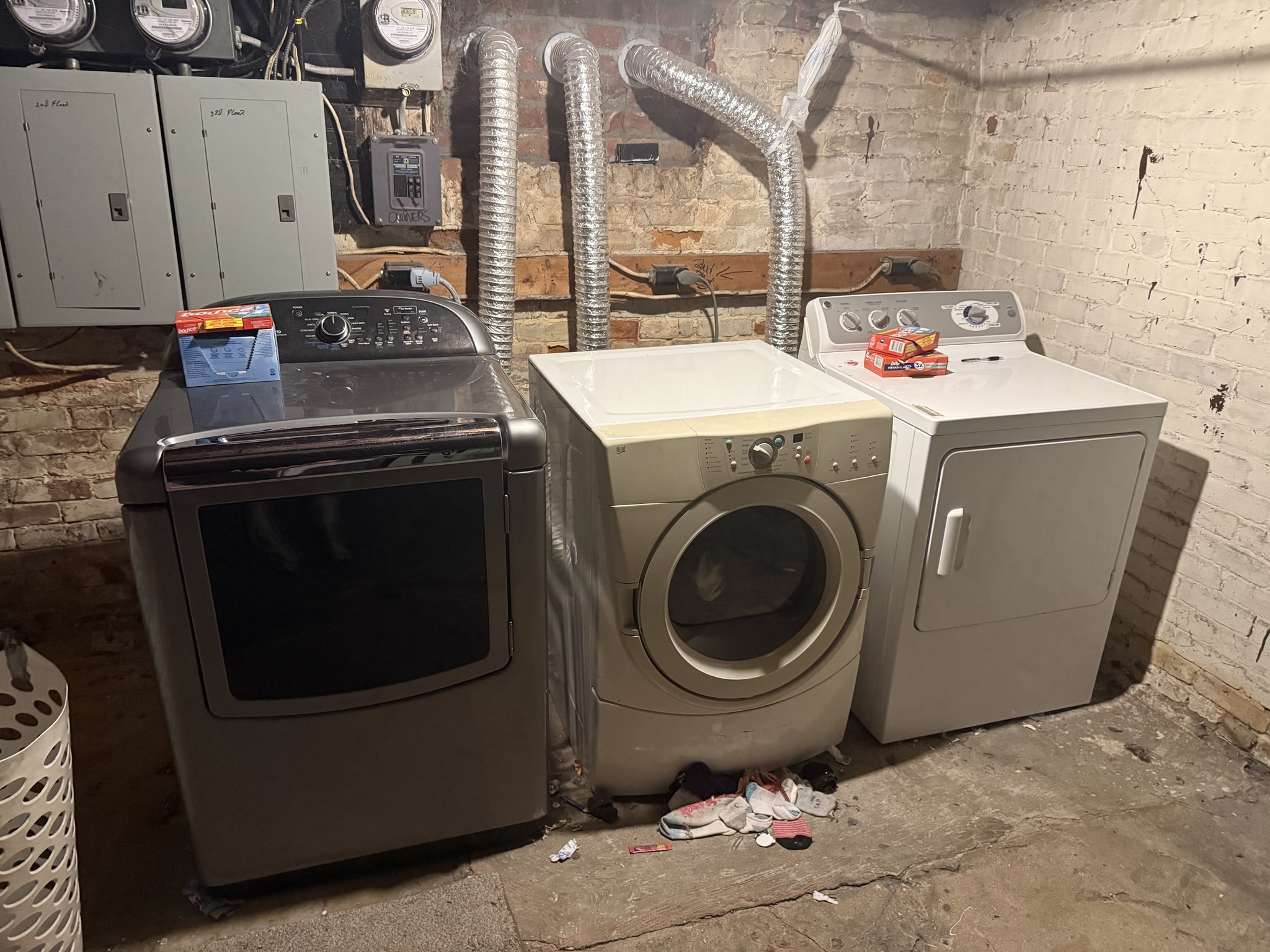 main property photo 25