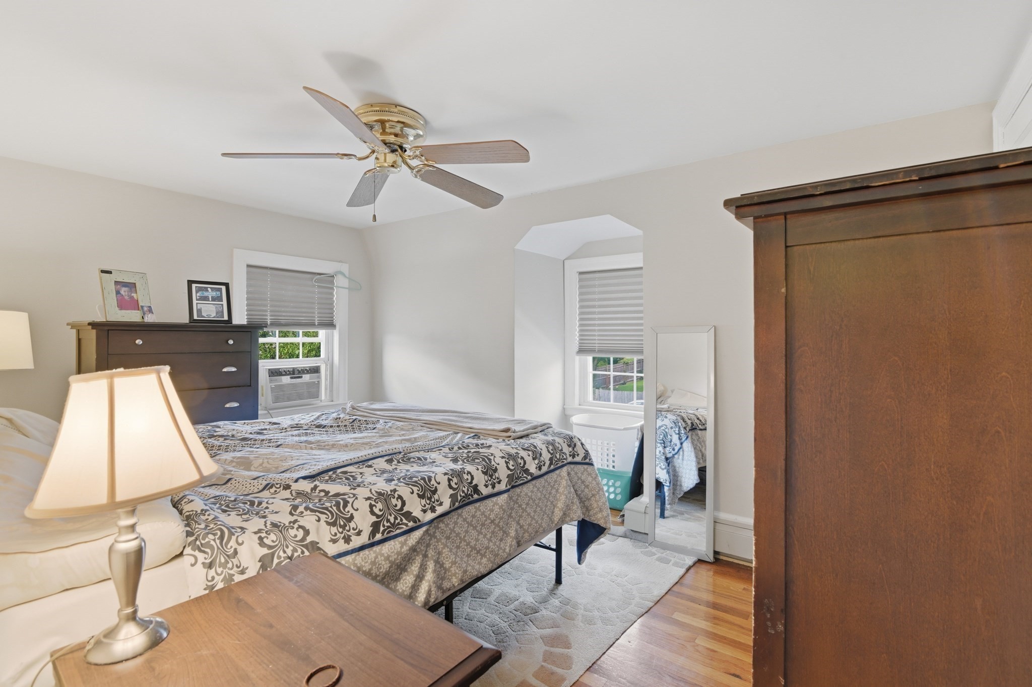 property viewer photo 15