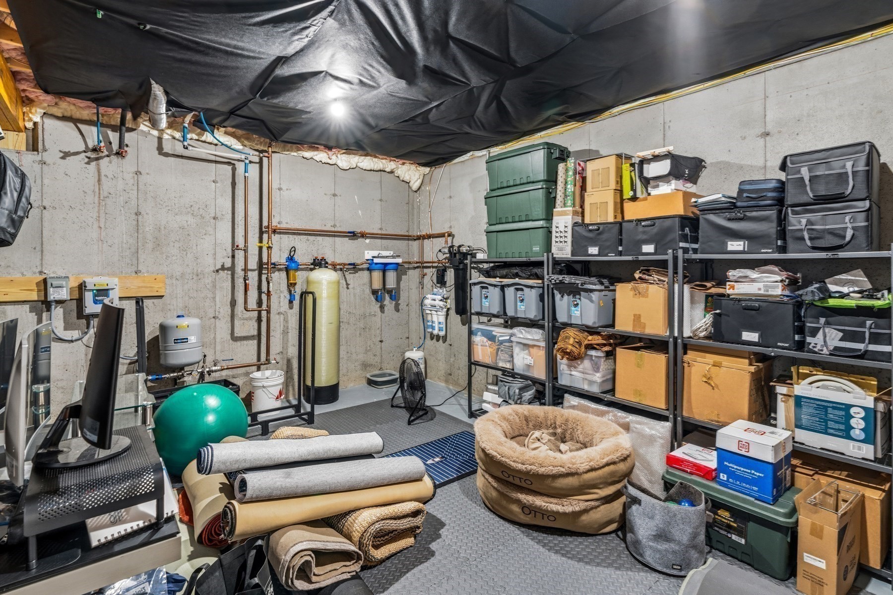 main property photo 40