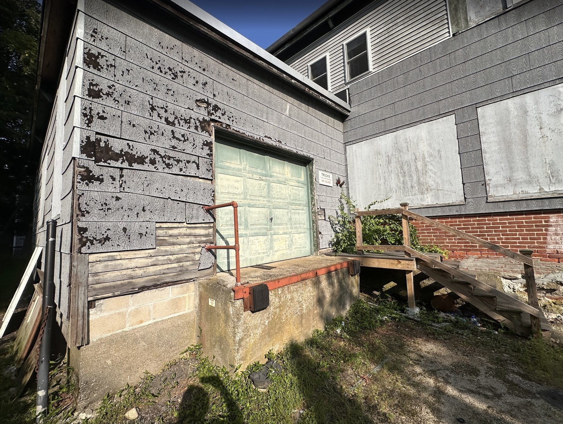 main property photo 7