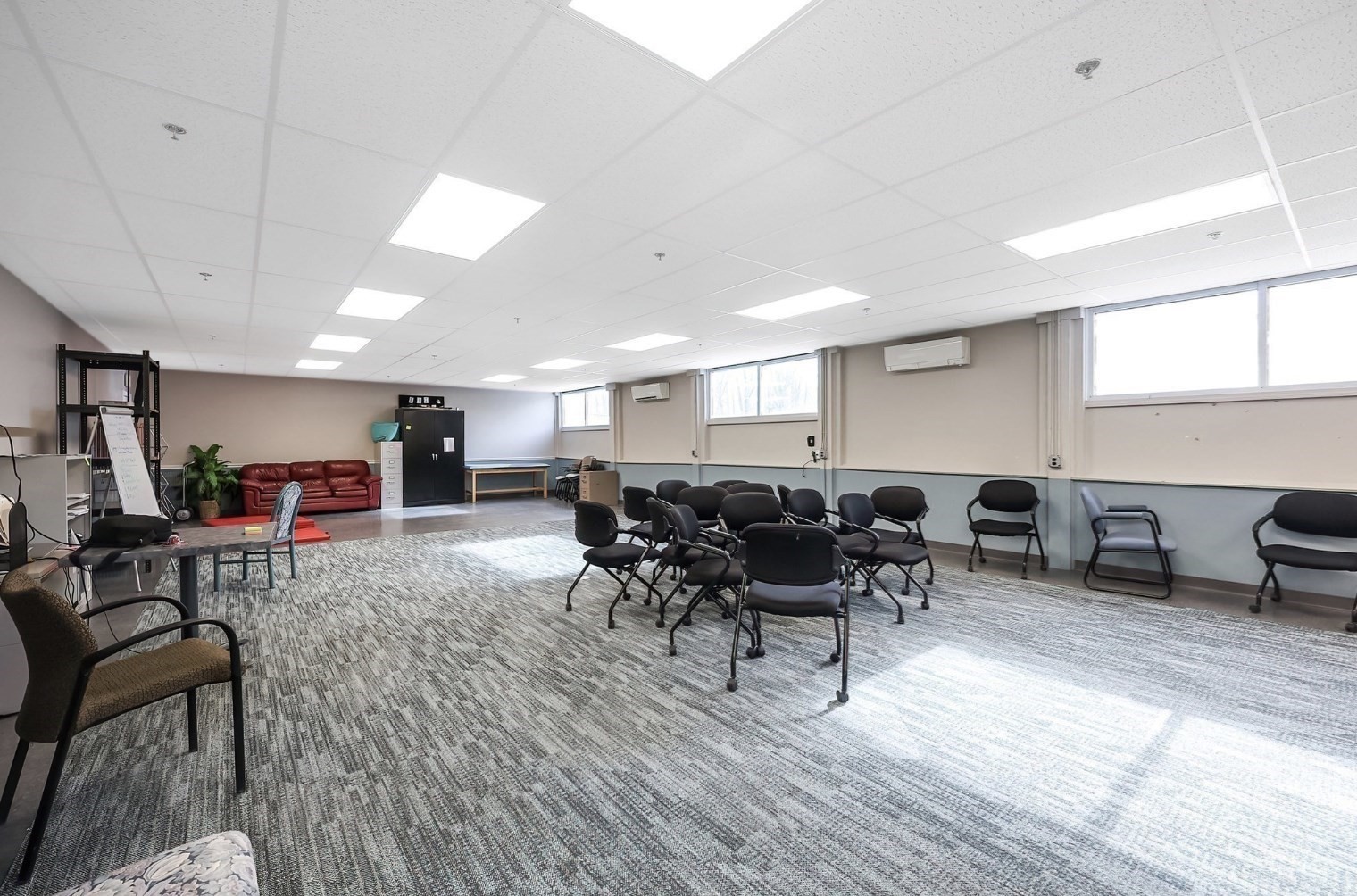main property photo 16