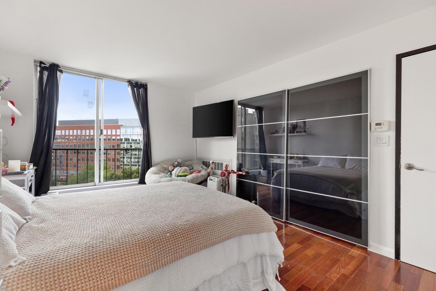 main property photo 15