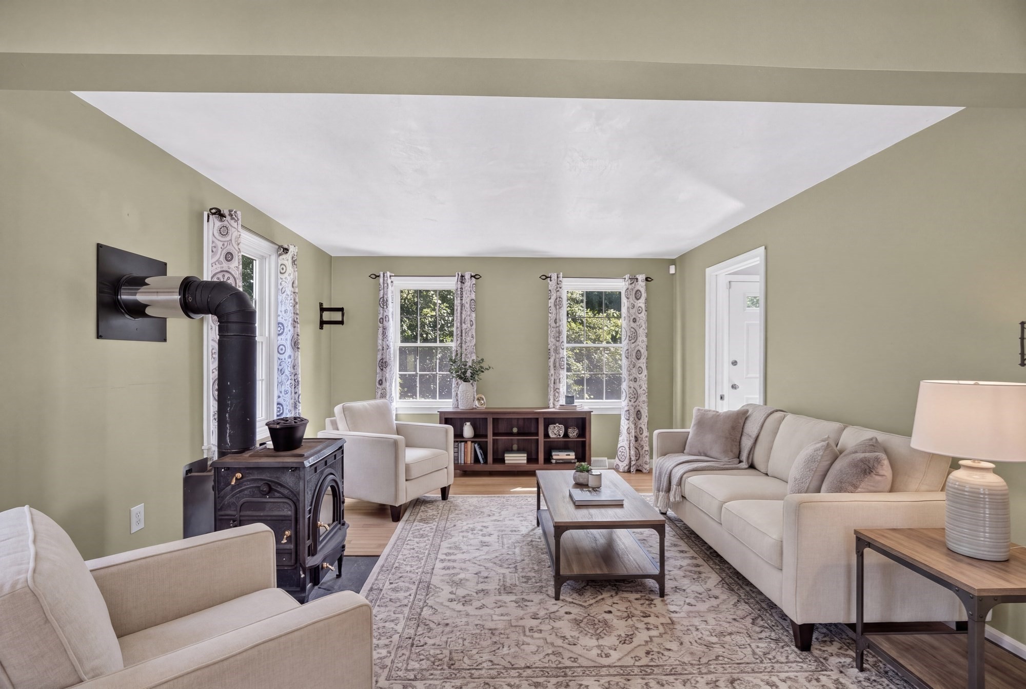 main property photo 12