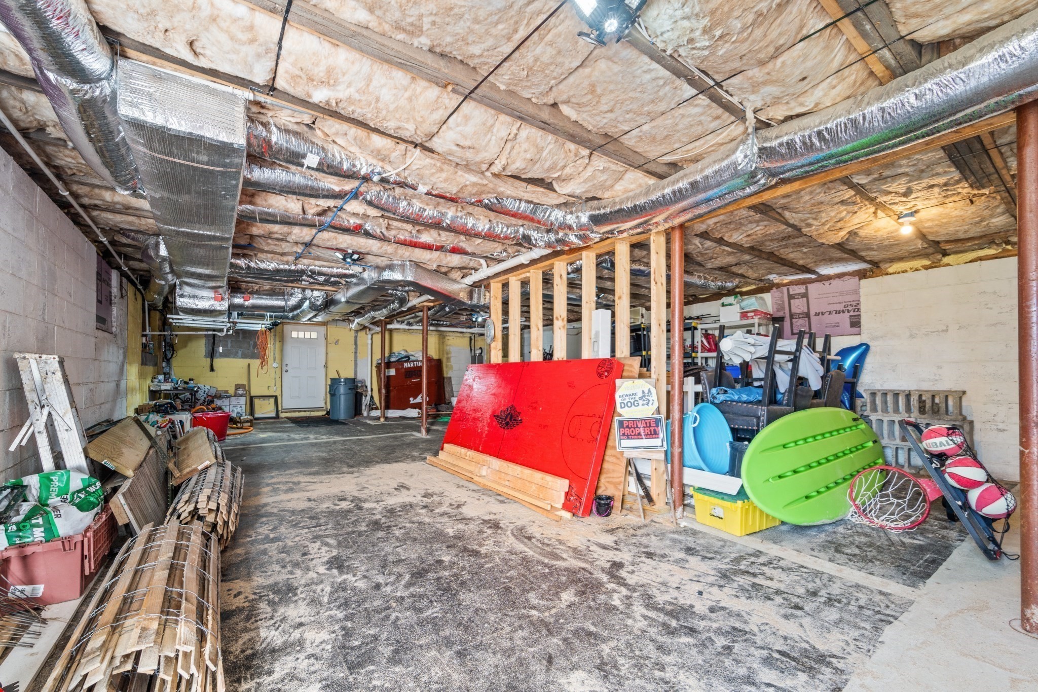 main property photo 36