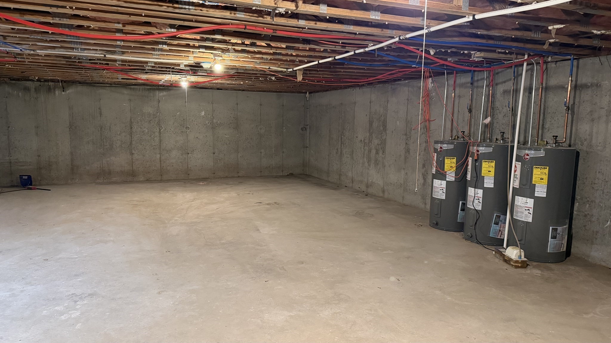 main property photo 33
