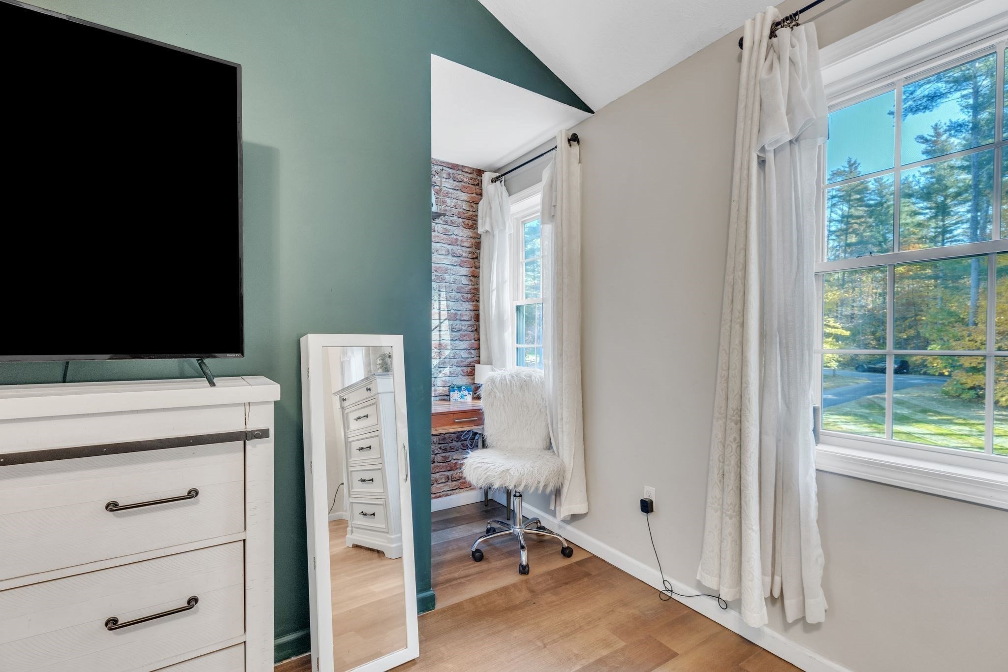 main property photo 22