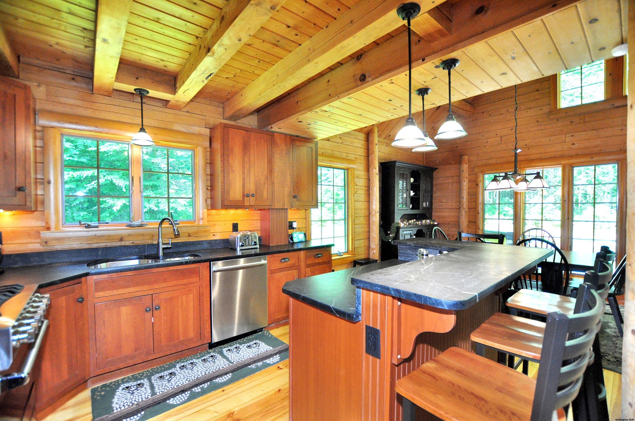 main property photo 17