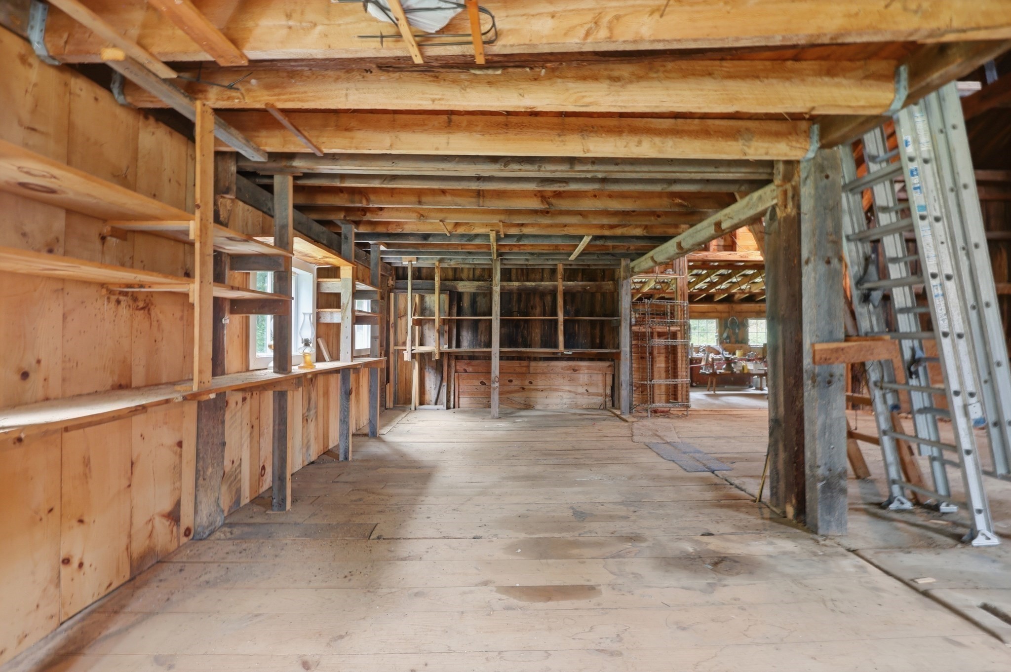 main property photo 34