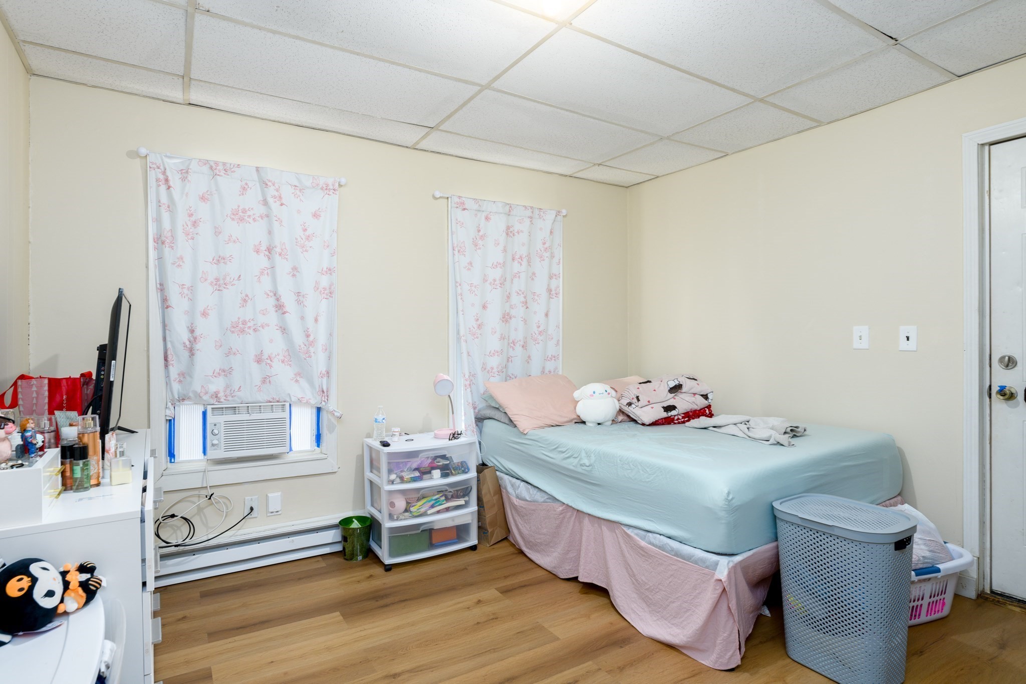 main property photo 17