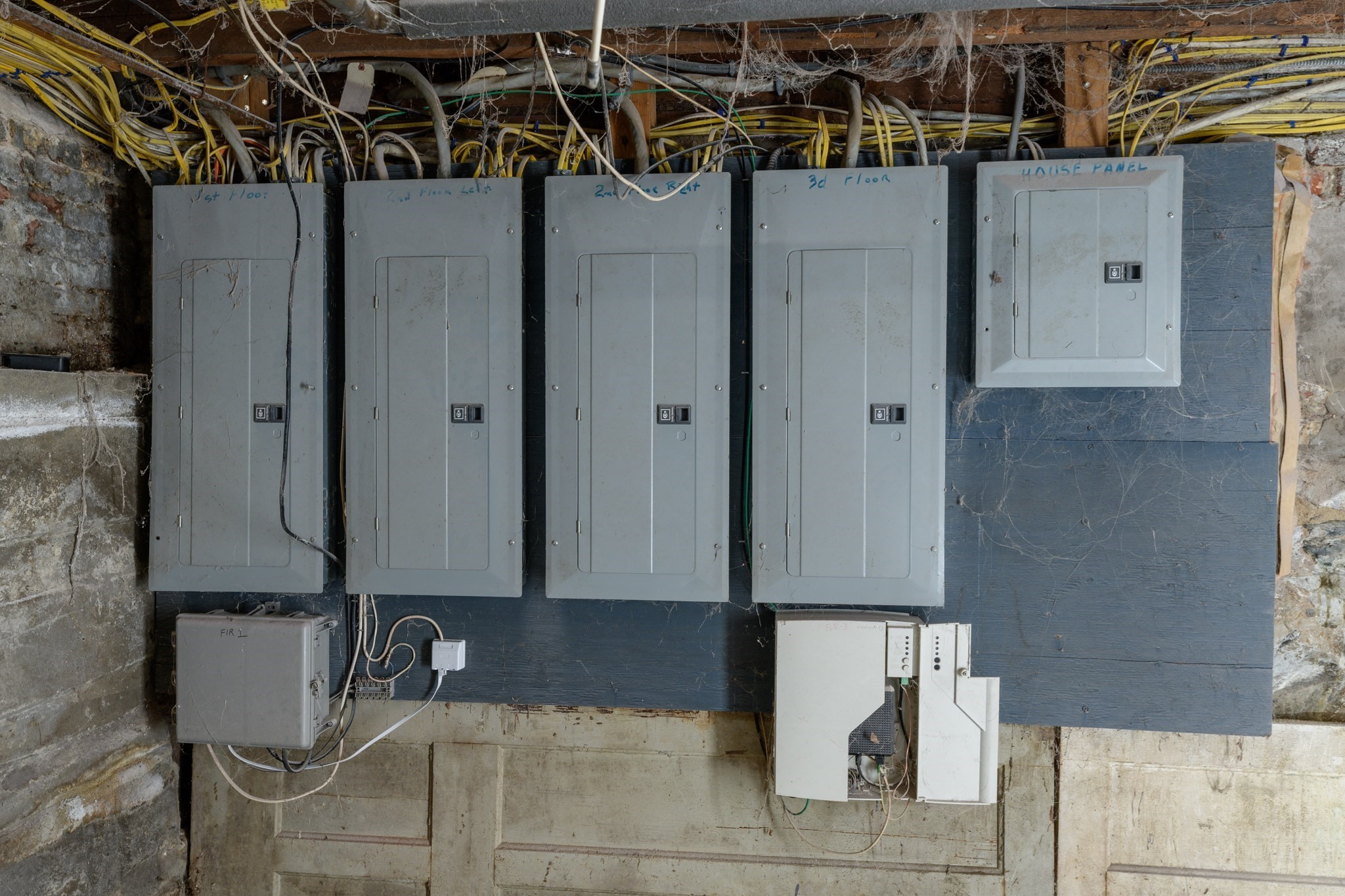 main property photo 29