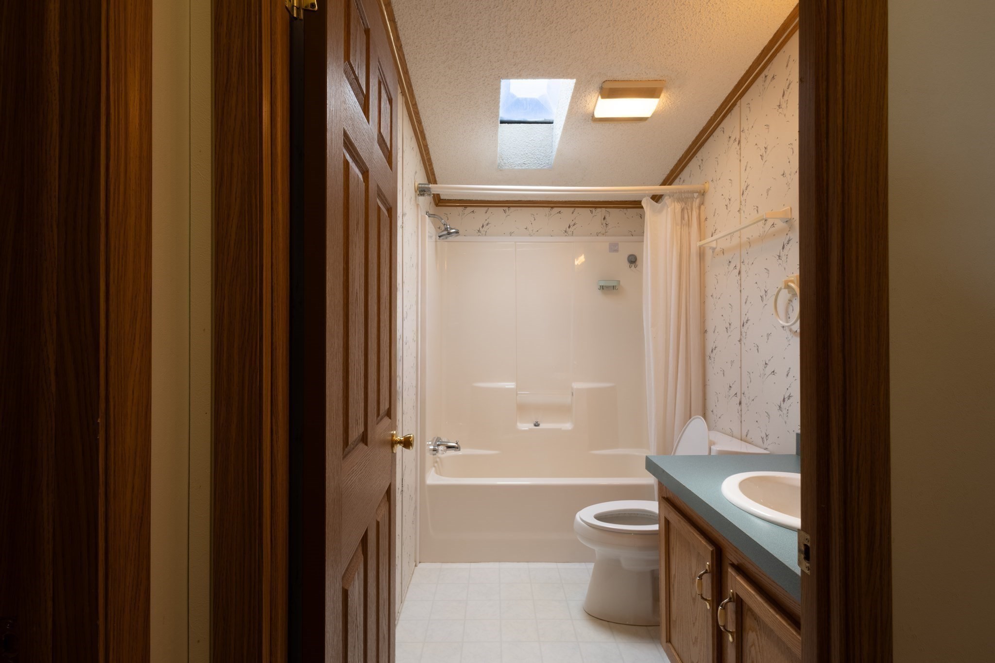 main property photo 20