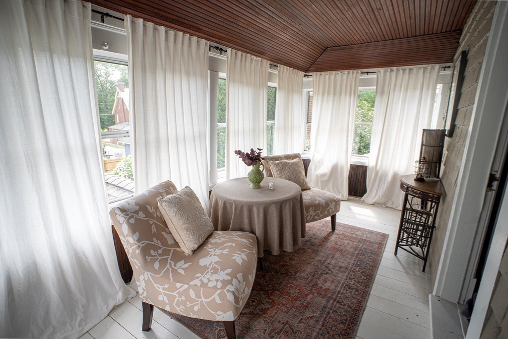 property viewer photo 23