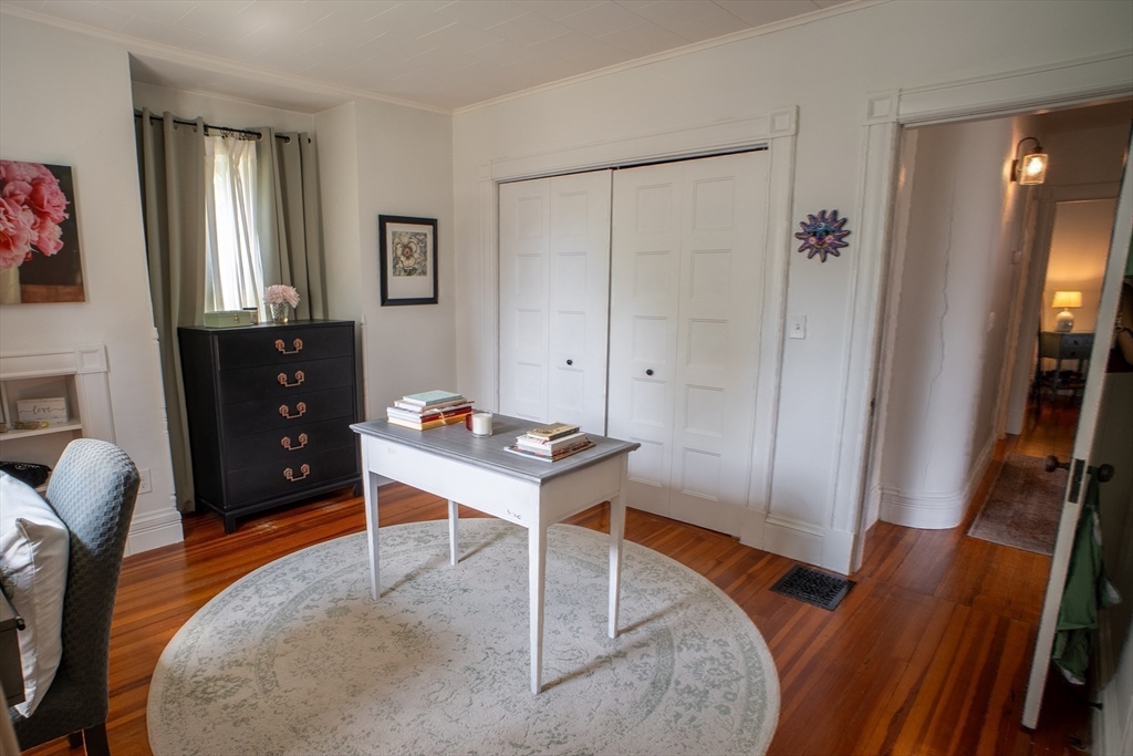 property viewer photo 25