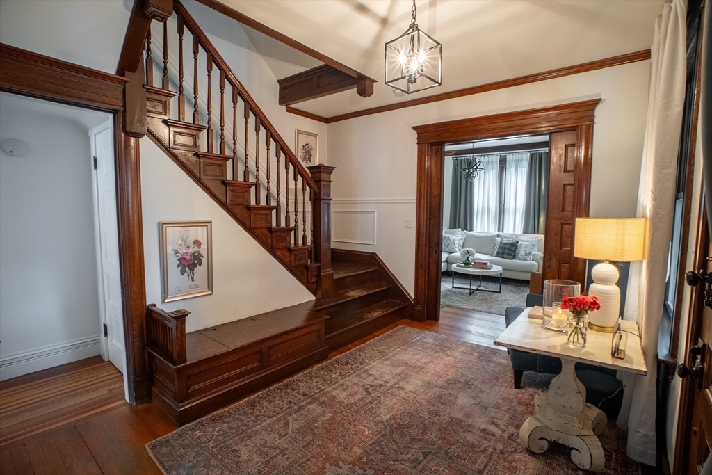 property viewer photo 3
