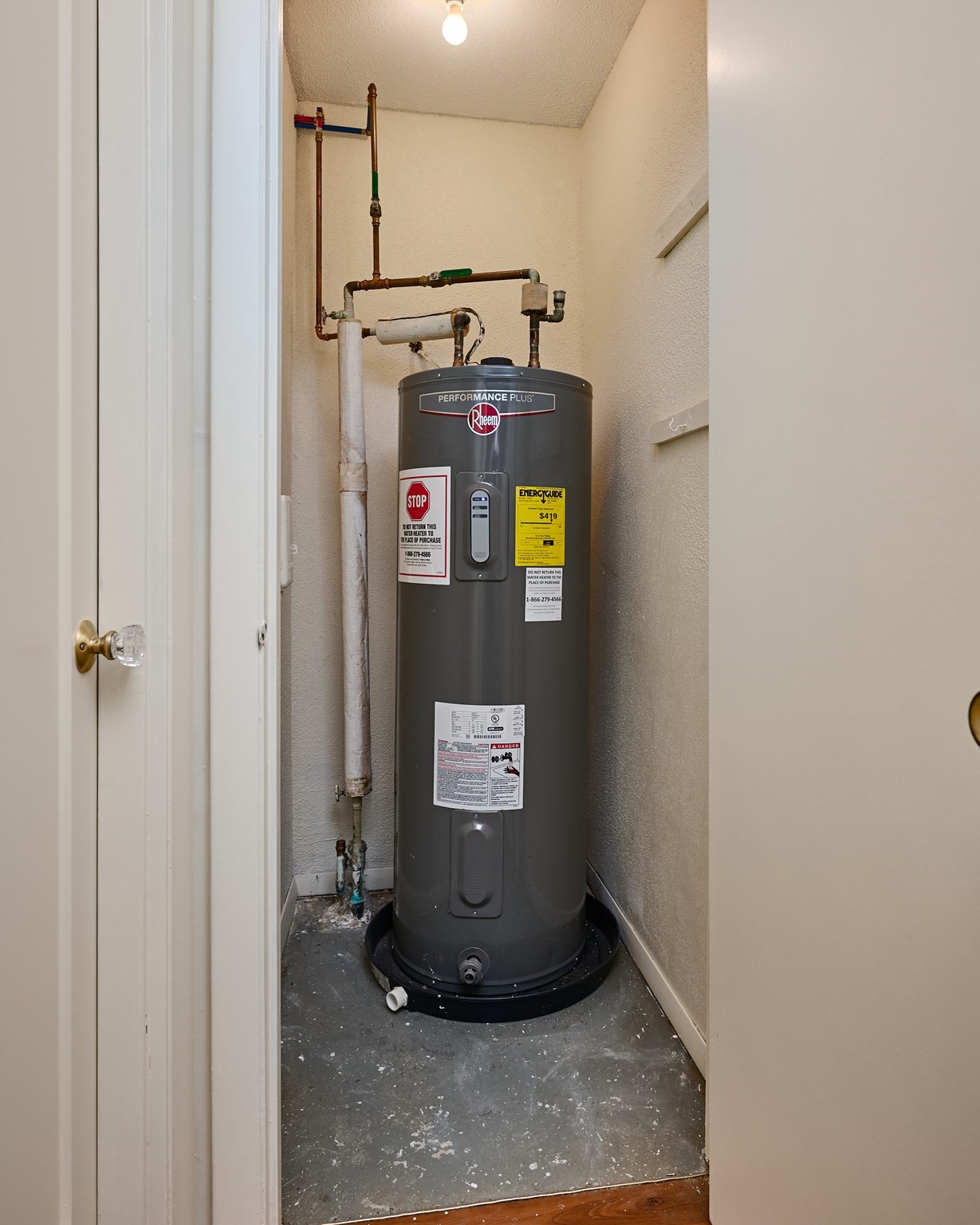 main property photo 10