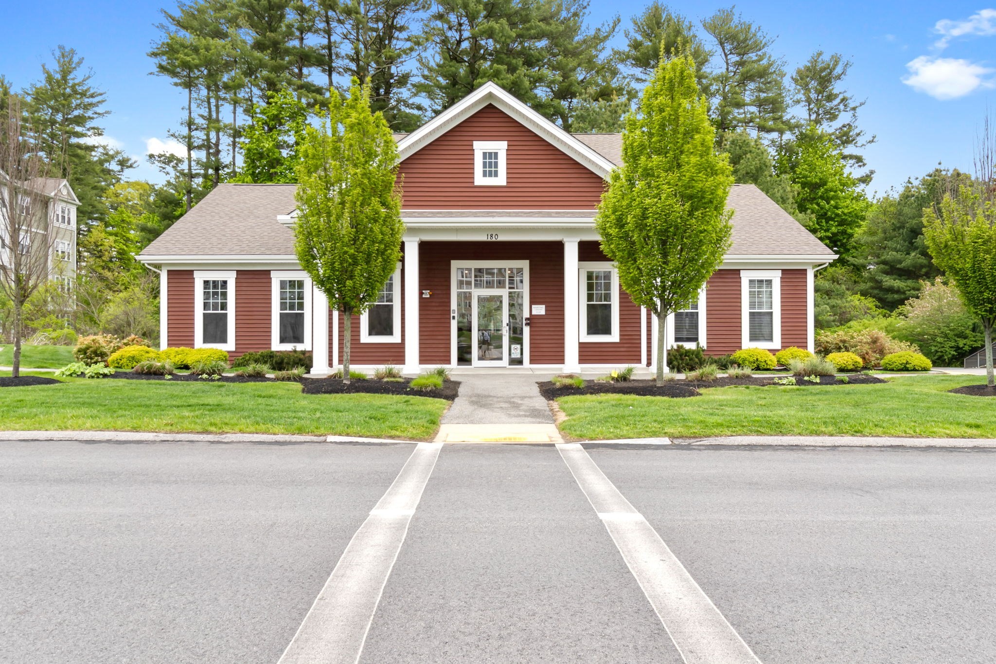 main property photo 23